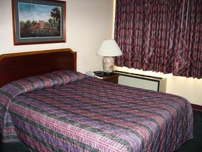 The Garfield Suites Hotel - thumb 1