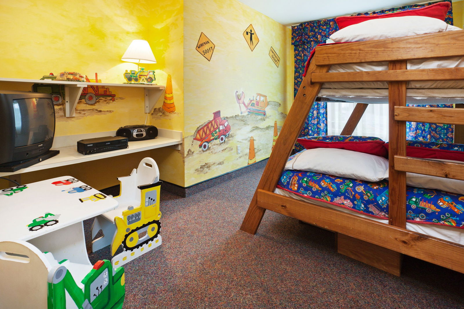 Holiday Inn Express & Suites - thumb 13