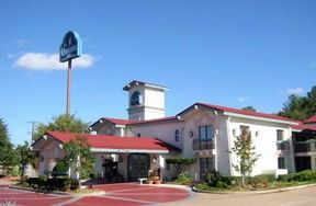 Baymont Inn & Suites Longview - thumb 0