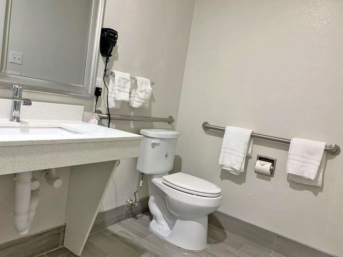 Scottish Inns & Suites - thumb 7