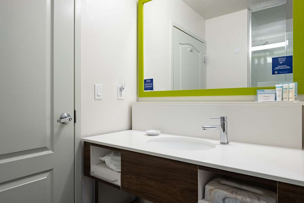 Hampton Inn Richfield - thumb 8