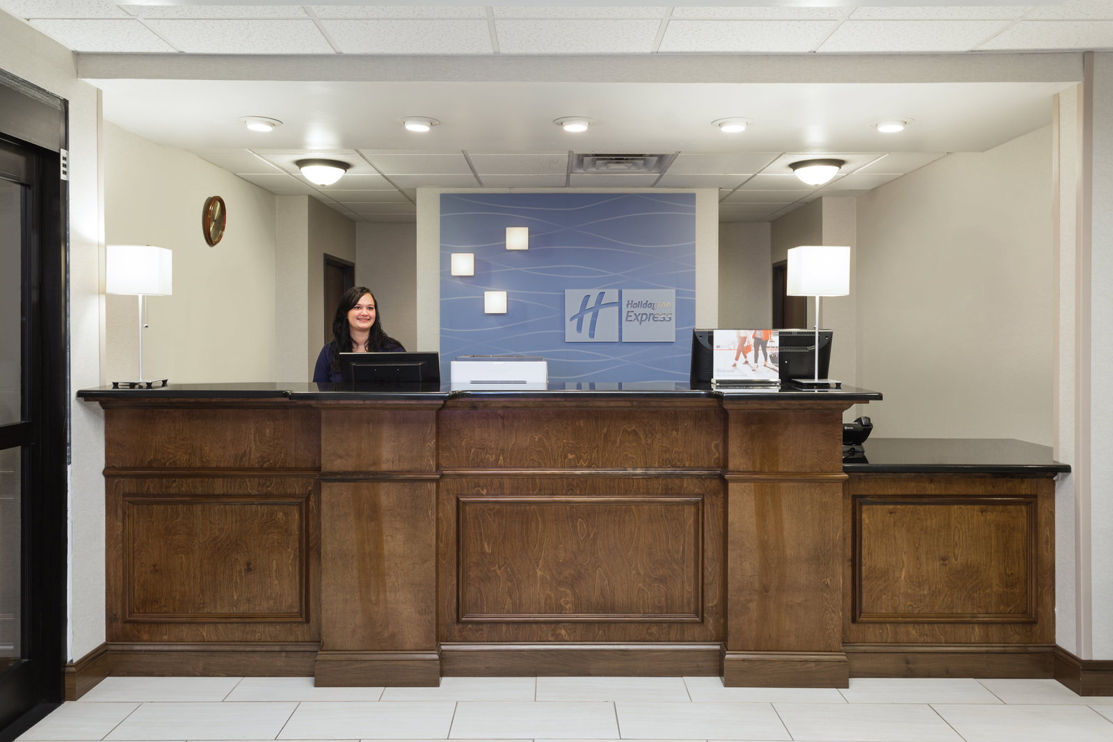 Holiday Inn Express - thumb 2