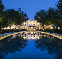 Williamsburg Inn - China Accommodation