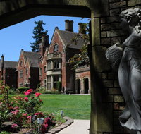 Thornewood Castle Inn  Gardens - USA Accommodation