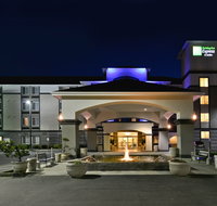 Holiday Inn Express  Sts Lakewood - USA Accommodation