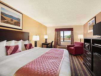 Baymont Inn & Suites Anderson - thumb 5