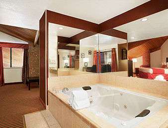 Baymont Inn & Suites Anderson - thumb 11