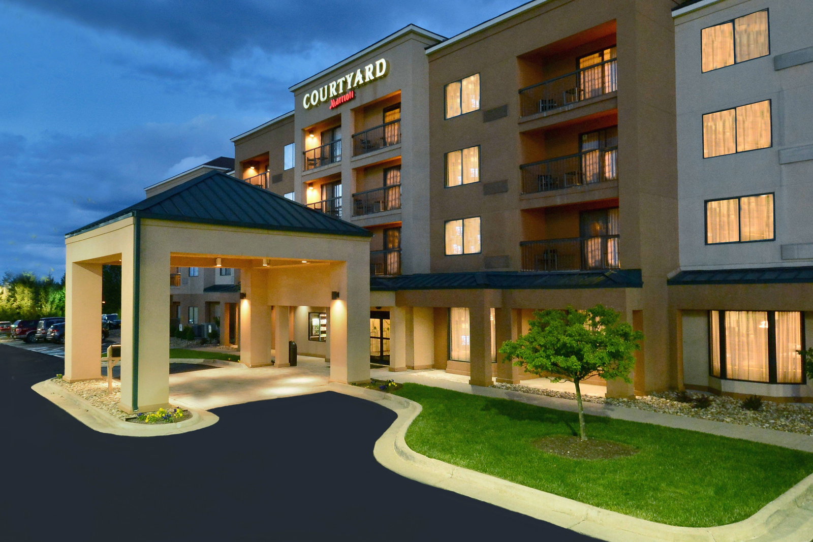 Courtyard Beckley Marriott - thumb 1