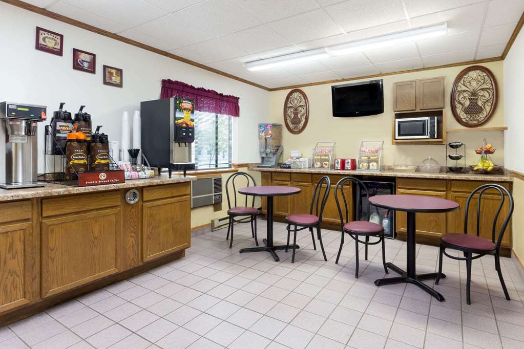 Super 8 Antigo - thumb 14