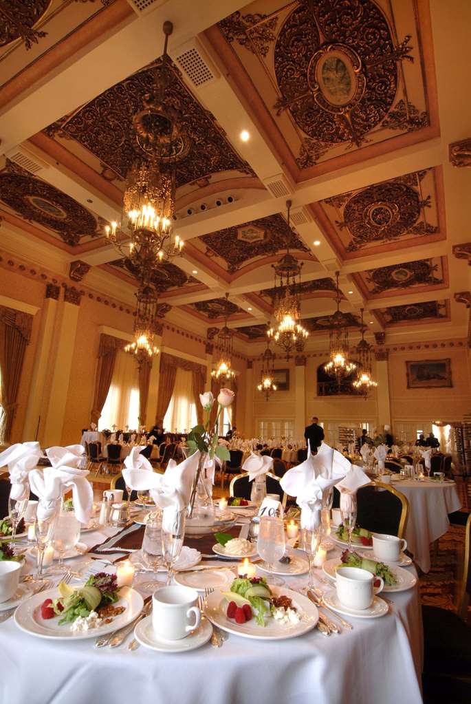 The Pfister Hotel - thumb 6