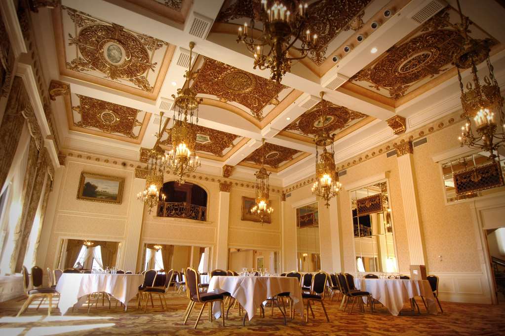 The Pfister Hotel - thumb 17