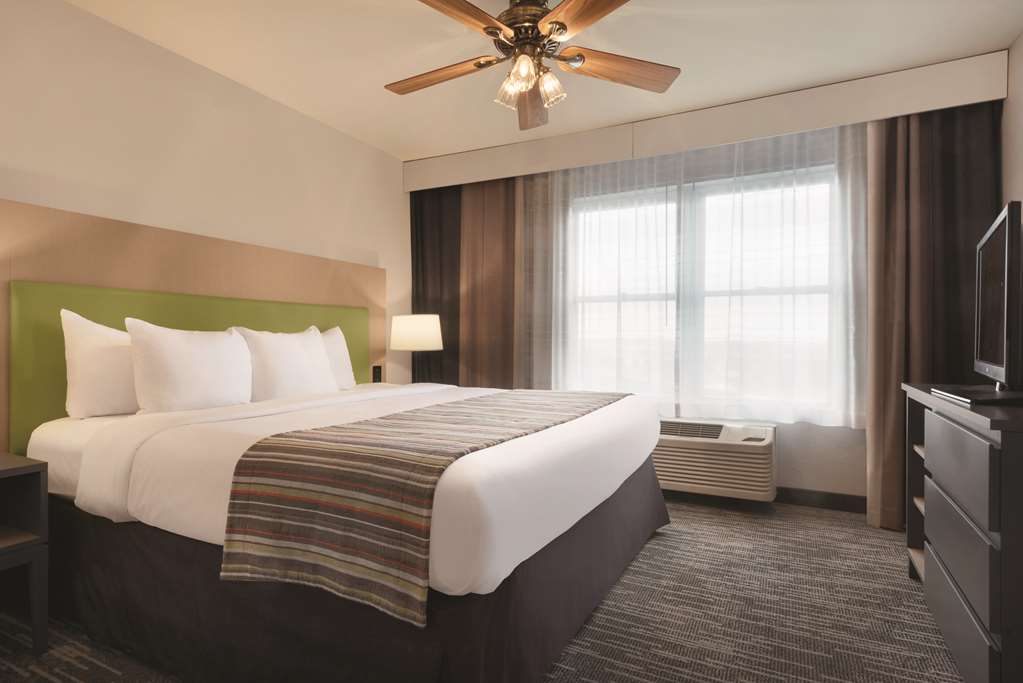 Country Inn & Suites Galena - thumb 13