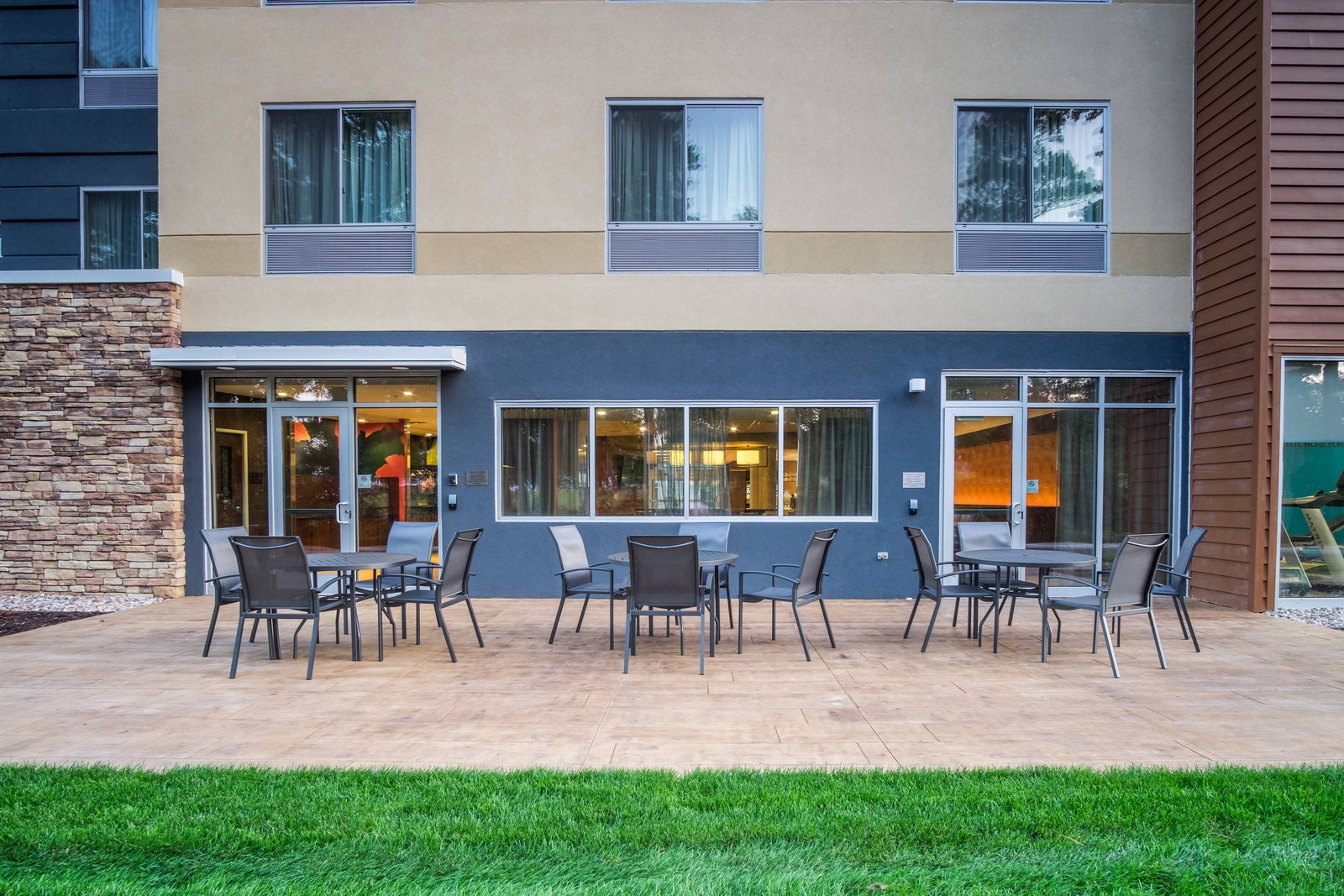 Fairfield Inn & Suites By Marriott - thumb 1