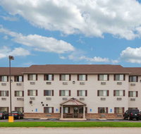 Super 8 Mason City - Hotels Santiago