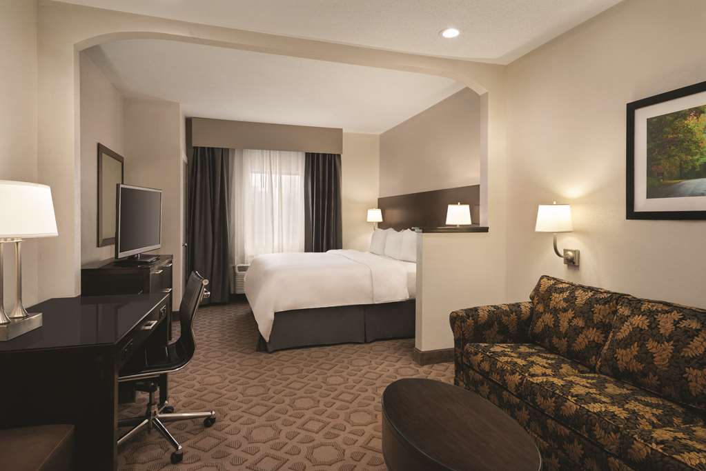 Radisson Htl & Conf Center Rockford - thumb 4