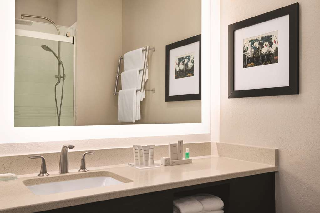 Radisson Htl & Conf Center Rockford - thumb 5