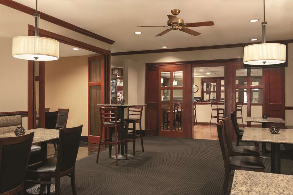 Radisson Htl & Conf Center Rockford - thumb 11