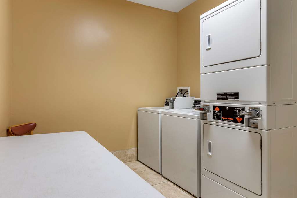 Comfort Inn & Suites - thumb 17