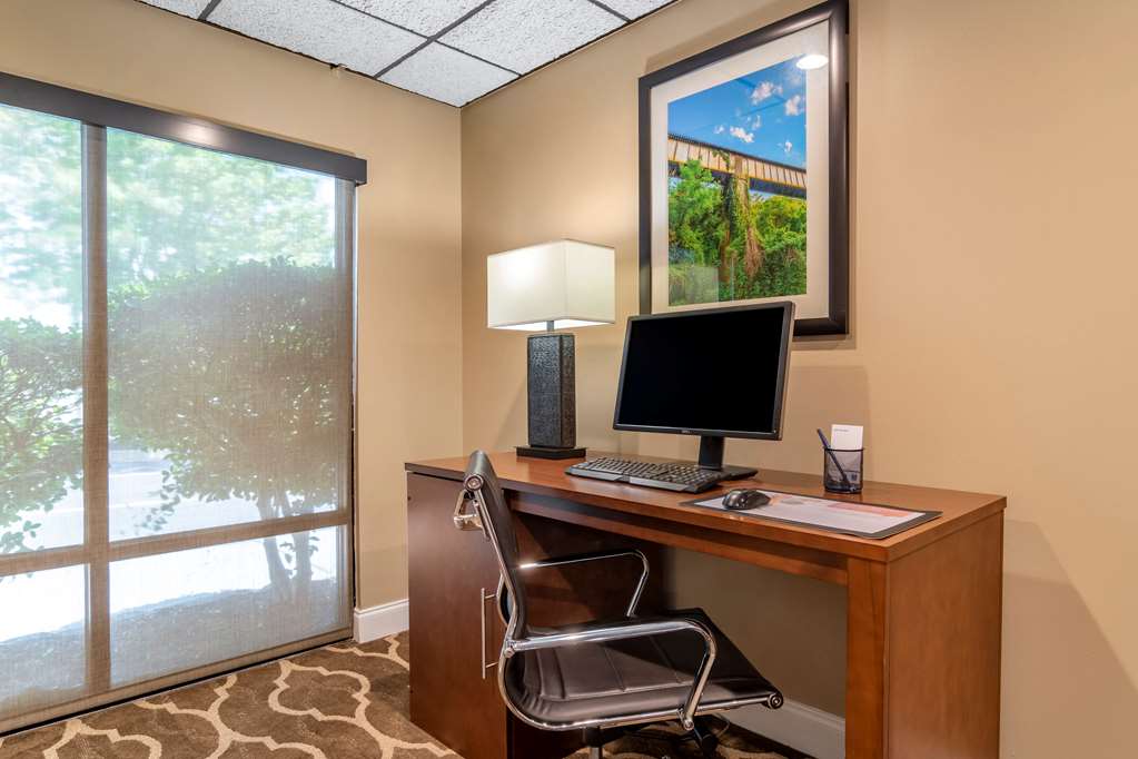 Comfort Inn - thumb 17