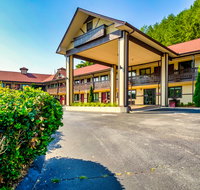 Red Roof Inn Helen - Tourism Bookings