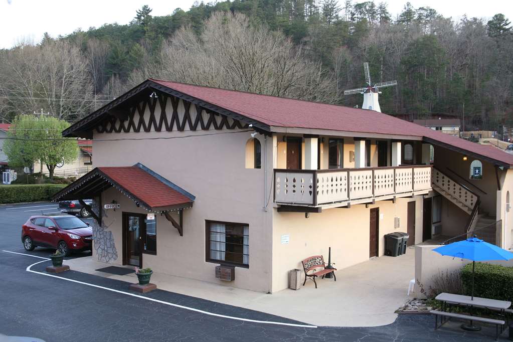 Quality Inn - thumb 2