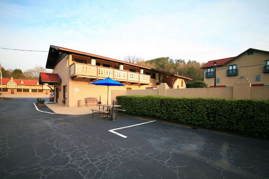 Quality Inn - thumb 17