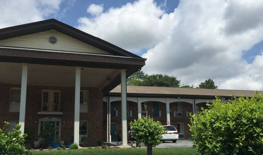 Scottish Inn - thumb 0