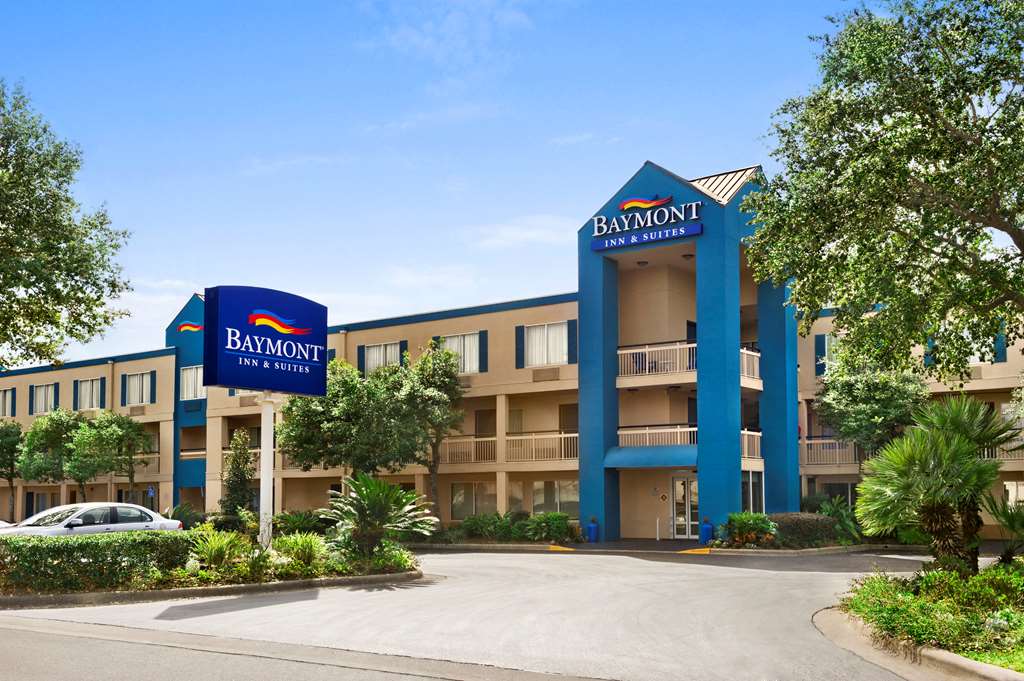 Baymont Inn & Suites Gainesville - thumb 0