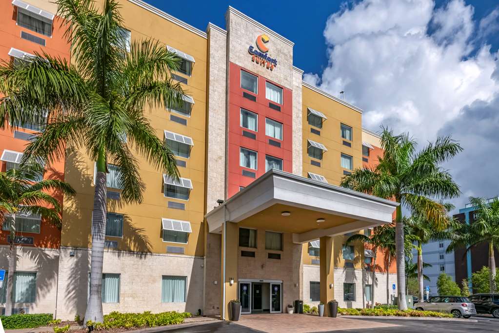 Comfort Suites Fort Lauderdale Airport S - thumb 0