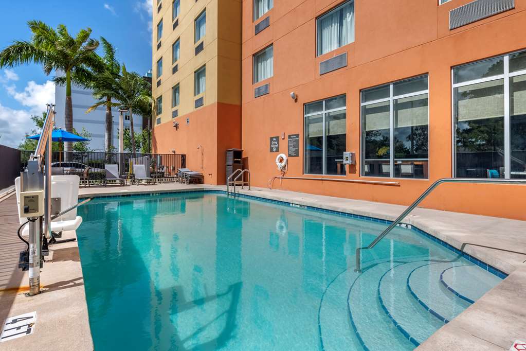 Comfort Suites Fort Lauderdale Airport S - thumb 4
