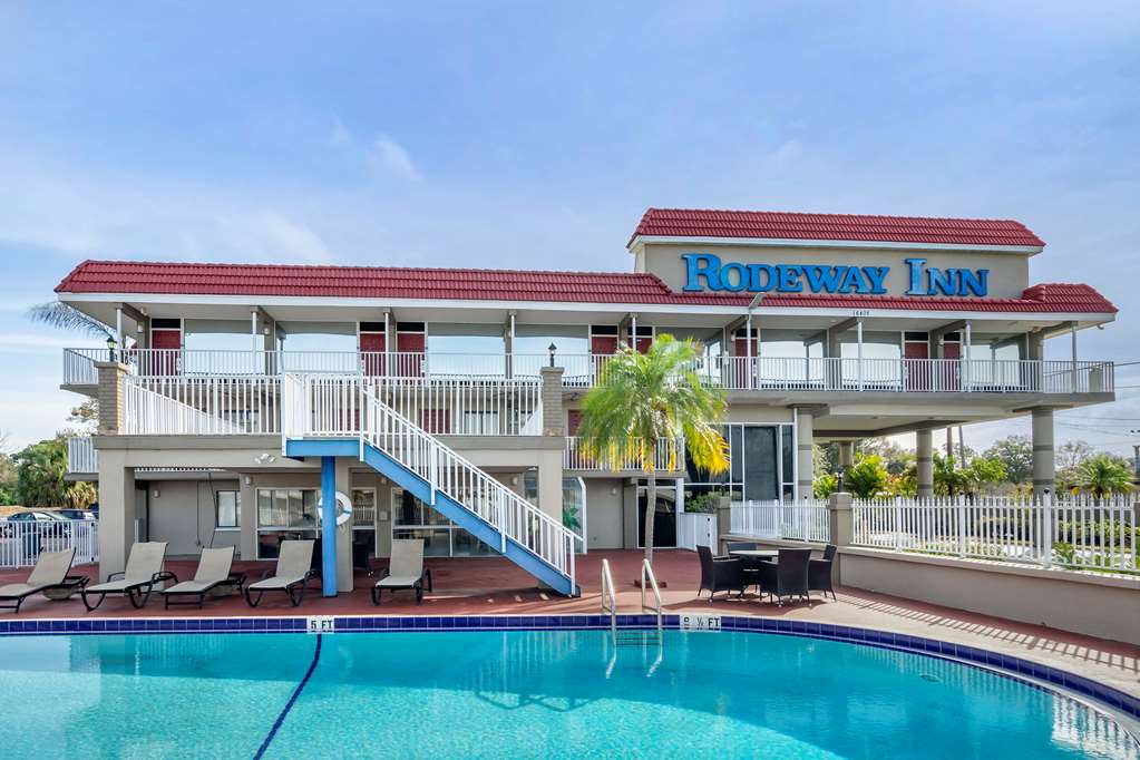Rodeway Inn - thumb 2
