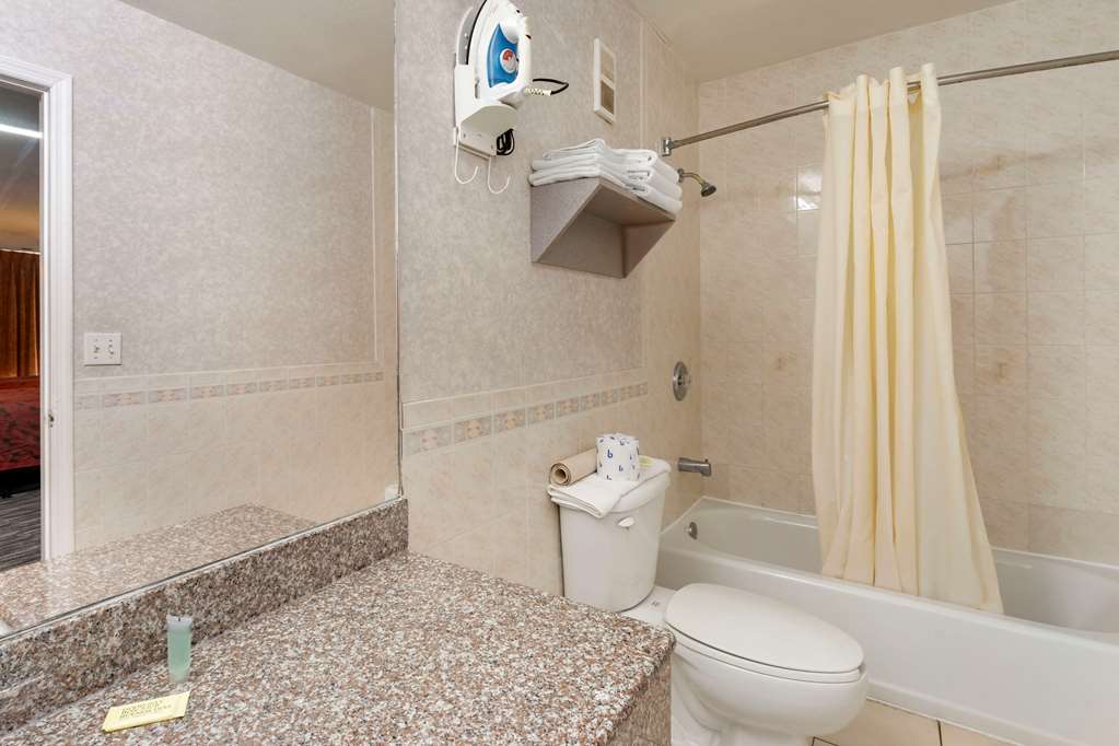 Rodeway Inn - thumb 11