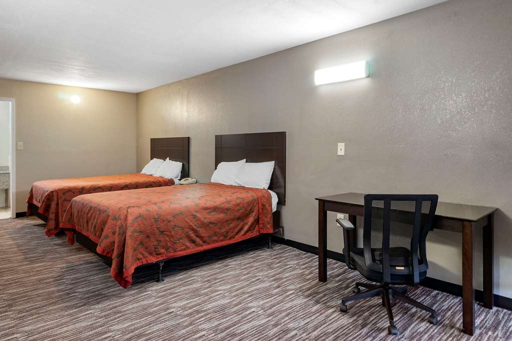 Rodeway Inn - thumb 13