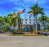 Hampton Inn  Suites-Bradenton Airport - Tourism Bookings