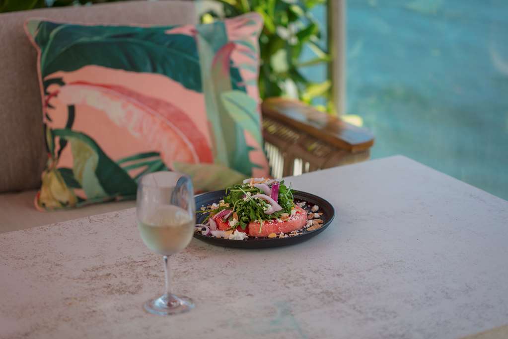 Waterstone Resort & Marina, Curio Coll - thumb 10