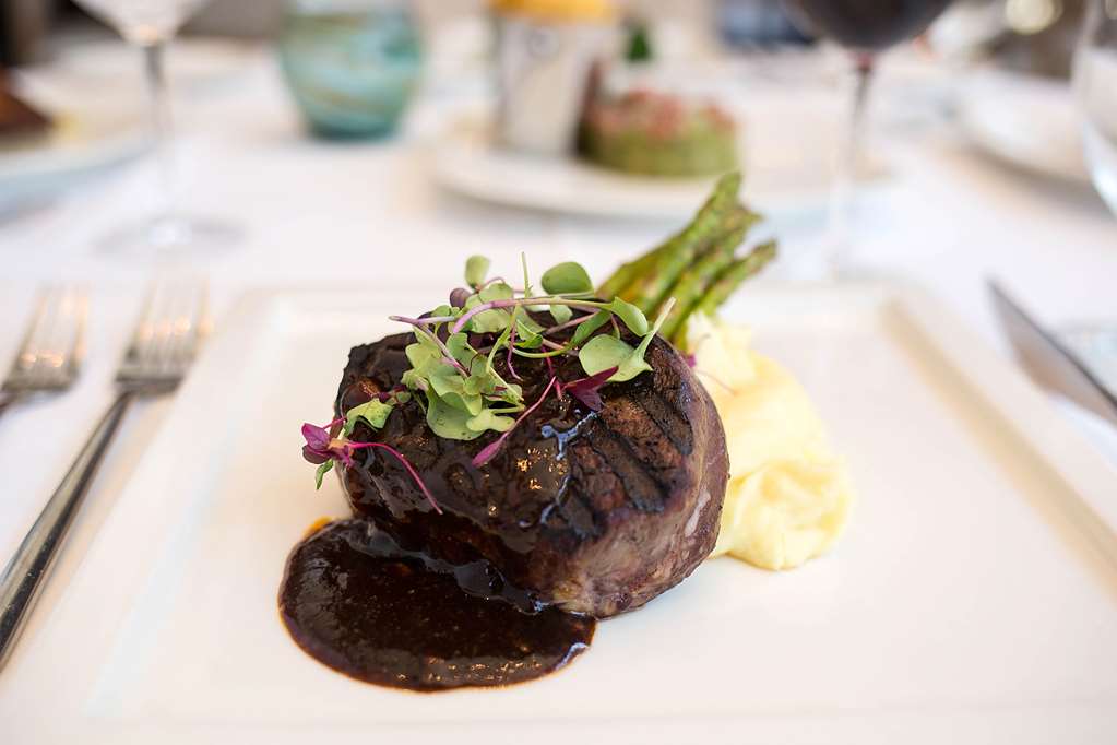 Waterstone Resort & Marina, Curio Coll - thumb 12