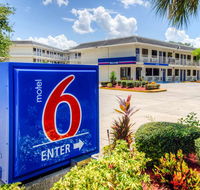 Motel 6 Bradenton - Tourism Bookings