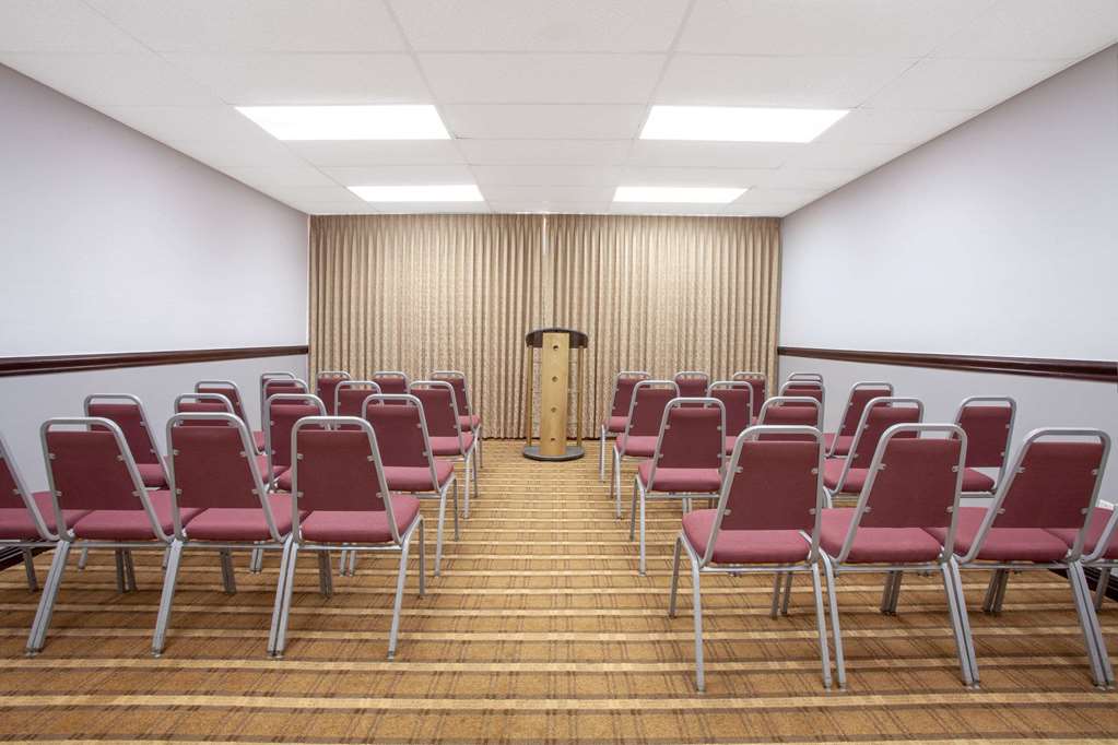 Ramada Davenport Orlando South - thumb 11