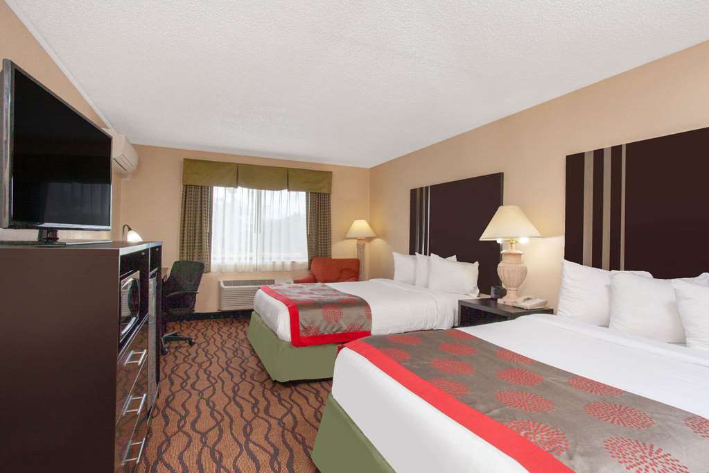 Ramada Titusville/Kennedy Space Center - thumb 2