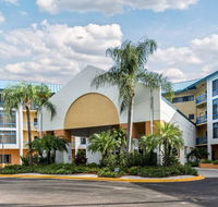 Comfort Inn  Suites - Students Accommodation