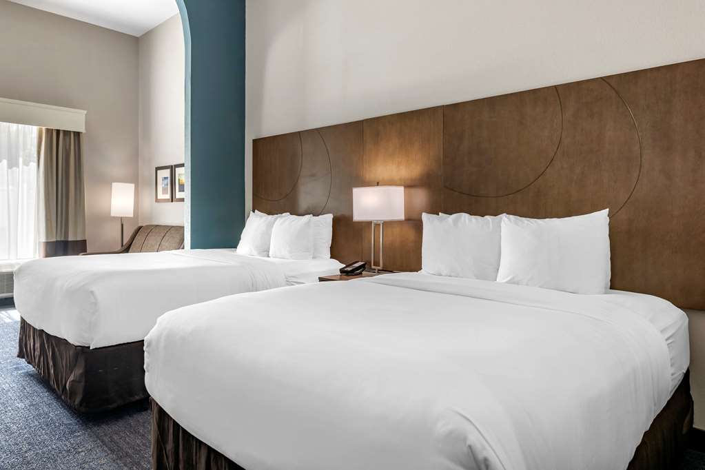 Comfort Suites Ft. Airport & Cruise Port - thumb 12