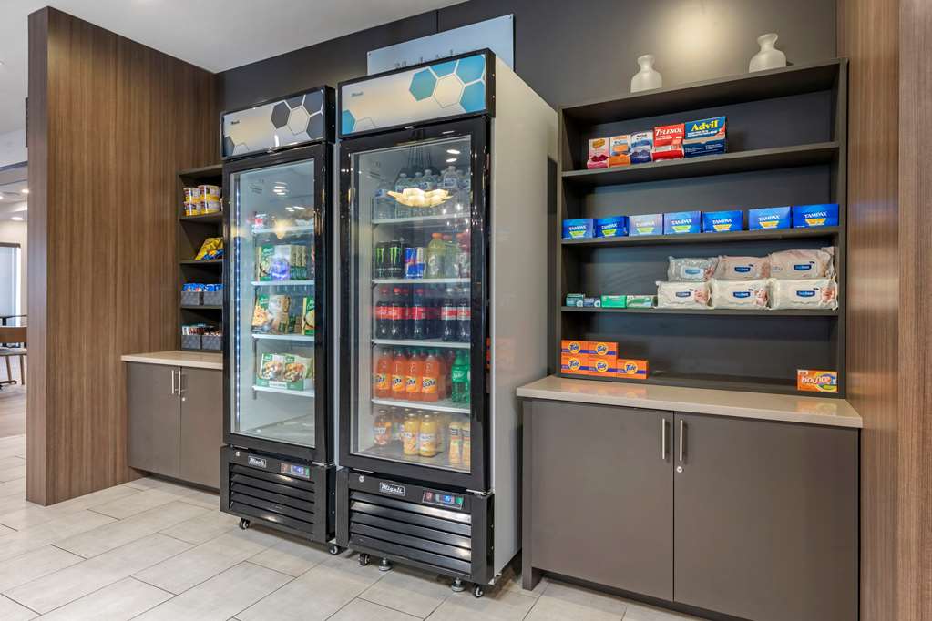 Comfort Suites Ft. Airport & Cruise Port - thumb 17