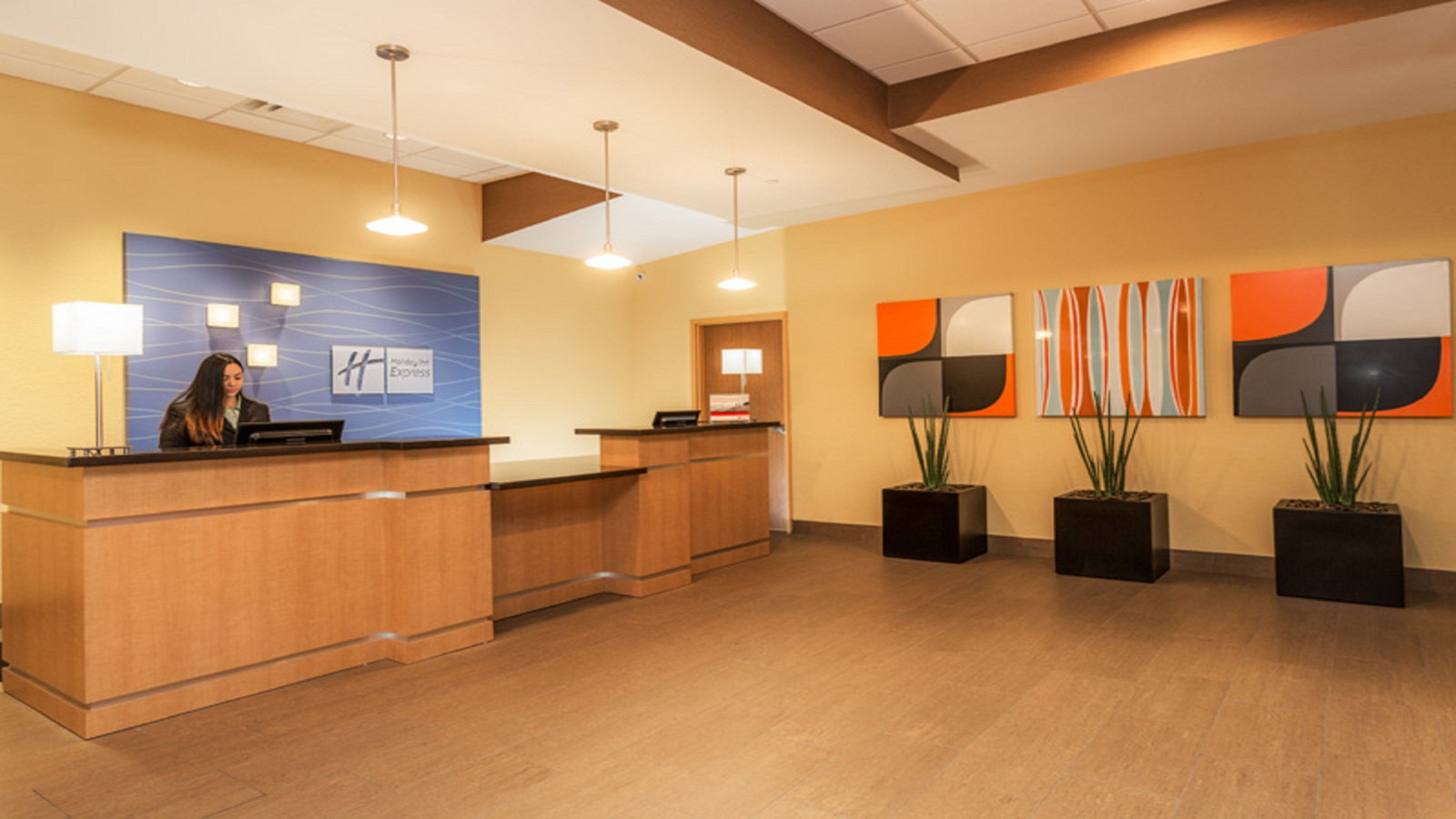 Holiday Inn Express & Sts Dania Beach - thumb 1