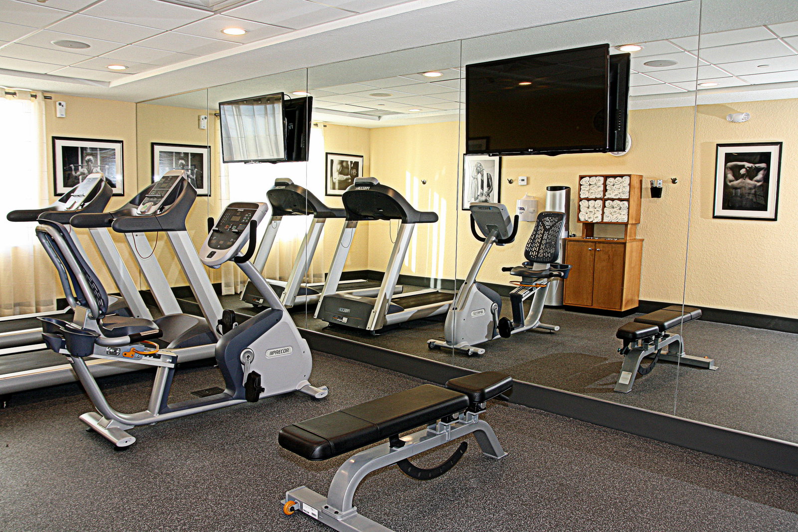 Holiday Inn Express & Sts Dania Beach - thumb 17