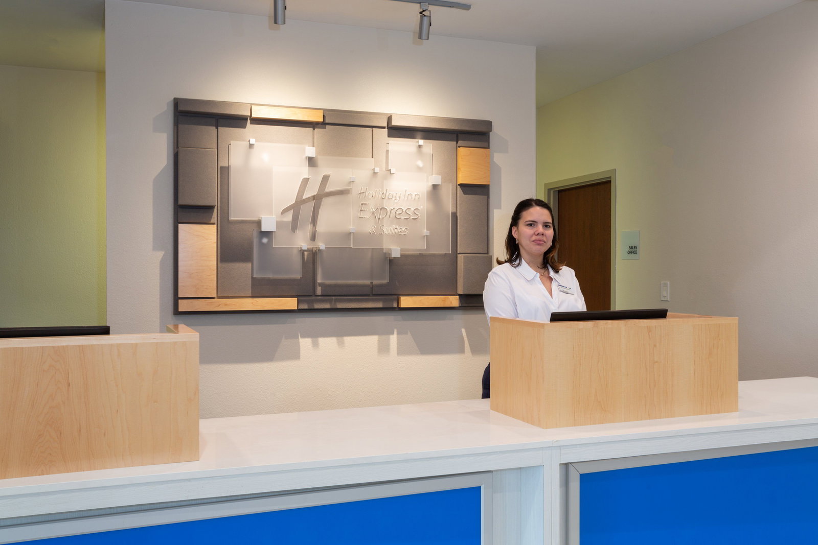 Holiday Inn Express & Suites-Fairgrounds - thumb 4