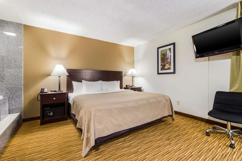 Quality Inn - thumb 13