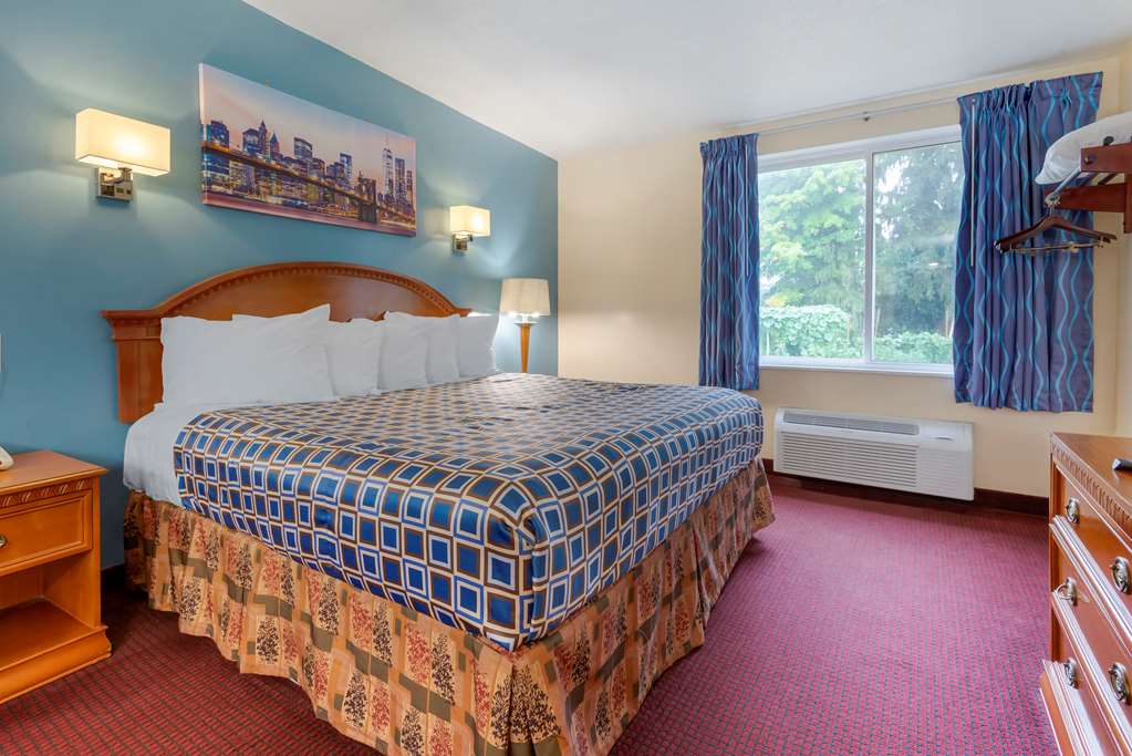 Rodeway Inn& Suites - thumb 12