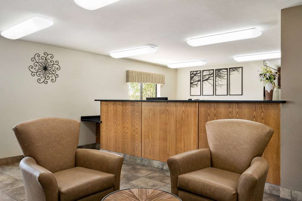 Baymont Inn & Suites Elko - thumb 3