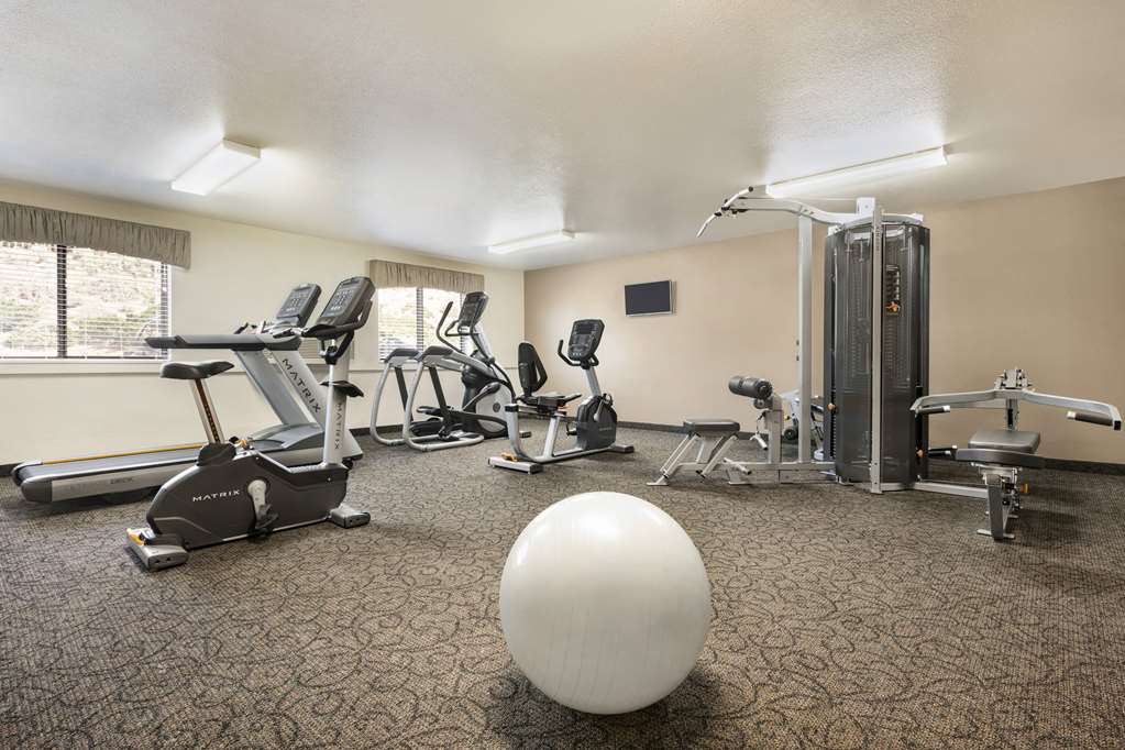 Baymont Inn & Suites Elko - thumb 16