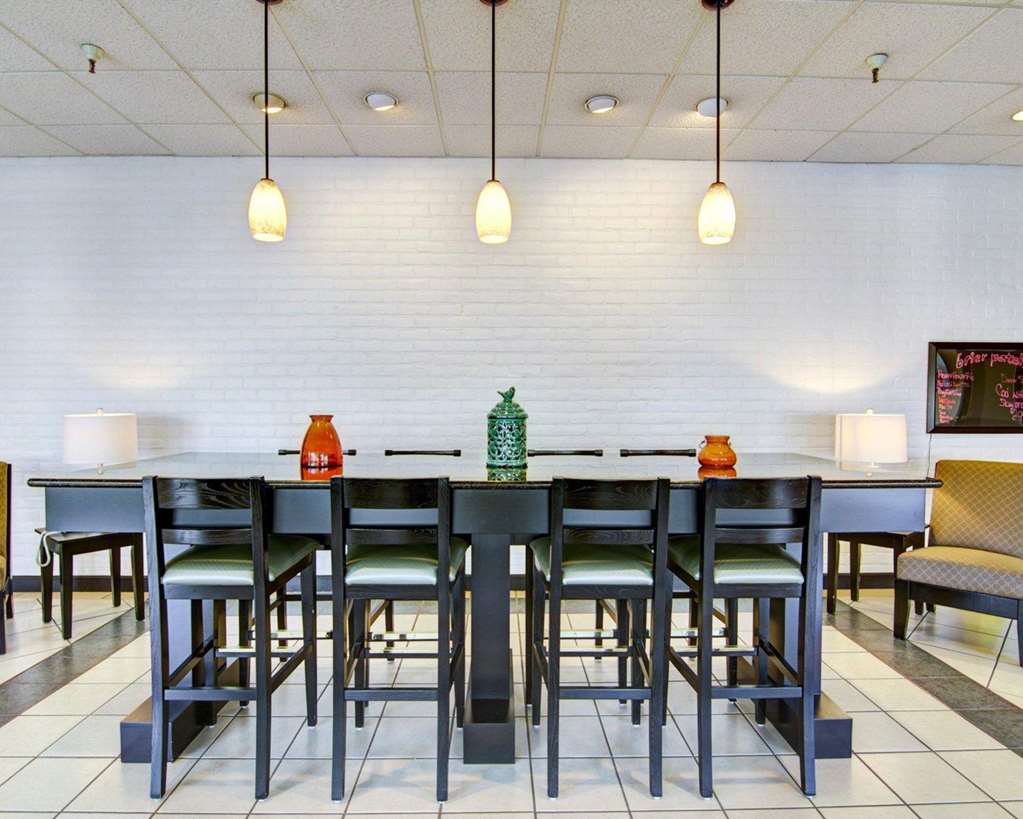 Quality Inn Lewisburg - thumb 17